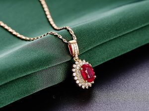 Royal Aura Sapphire